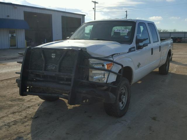 1FT7W2BT0BEB38529 - 2011 FORD F250 SUPER WHITE photo 2