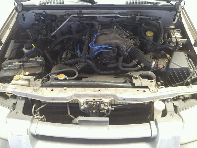 1N6ED27T51C380374 - 2001 NISSAN FRONTIER C GOLD photo 7