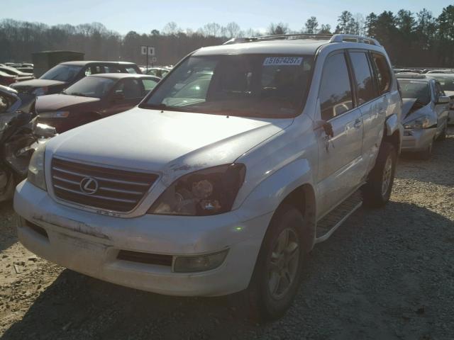 JTJBT20X260098429 - 2006 LEXUS GX 470 WHITE photo 2