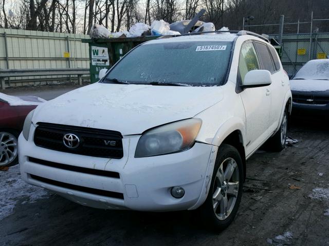 JTMBK32V775040148 - 2007 TOYOTA RAV4 SPORT WHITE photo 2