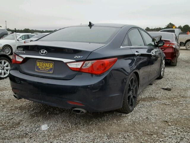 5NPEC4AB4BH212362 - 2011 HYUNDAI SONATA SE BLACK photo 4