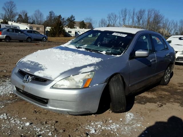 1HGCM56413A061270 - 2003 HONDA ACCORD LX SILVER photo 2