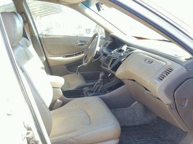 1HGCG55692A078181 - 2002 HONDA ACCORD EX WHITE photo 5