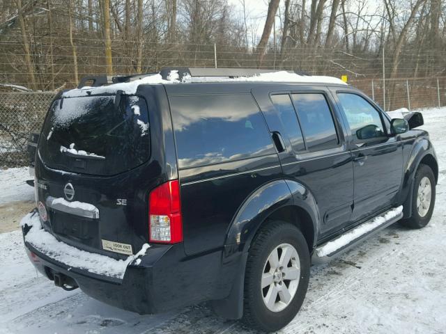 5N1AR18B88C648987 - 2008 NISSAN PATHFINDER BLACK photo 4