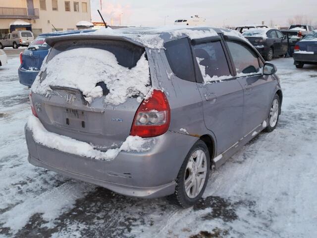 JHMGD376X7S802552 - 2007 HONDA FIT S GRAY photo 4