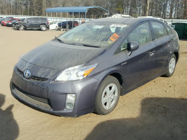 JTDKN3DU2B0257009 - 2011 TOYOTA PRIUS GRAY photo 2