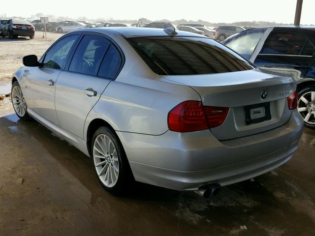 WBAPH7C53BE680826 - 2011 BMW 328 I SILVER photo 3