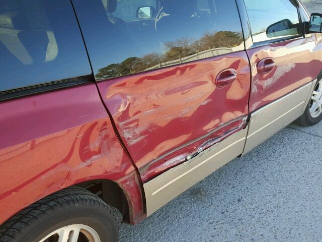 2FMDA58275BA35704 - 2005 FORD FREESTAR L RED photo 9