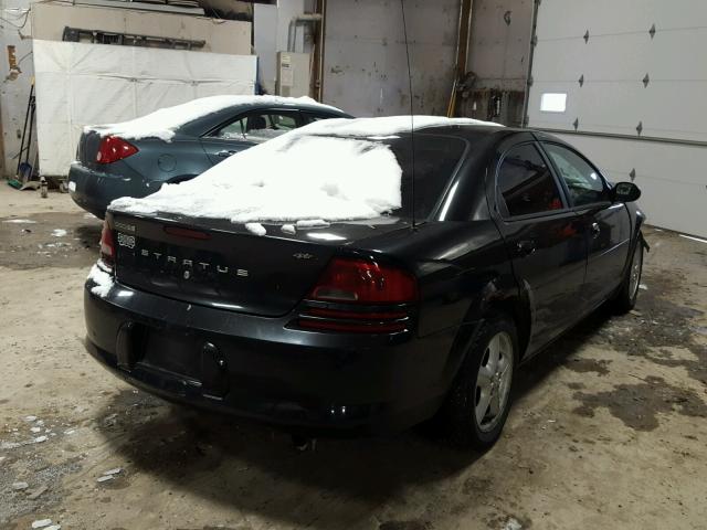 1B3EL46X54N275642 - 2004 DODGE STRATUS SX BLACK photo 4