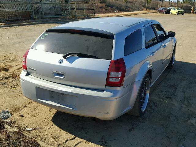 2D4FV47TX6H314295 - 2006 DODGE MAGNUM SE SILVER photo 4