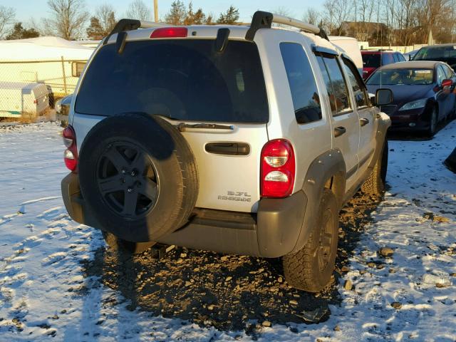 1J4GL38K25W632980 - 2005 JEEP LIBERTY RE GRAY photo 4