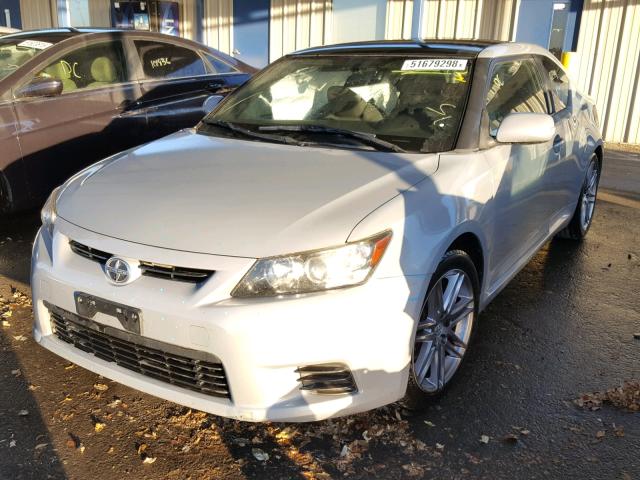 JTKJF5C74B3000246 - 2011 TOYOTA SCION TC 灰色 照片 2