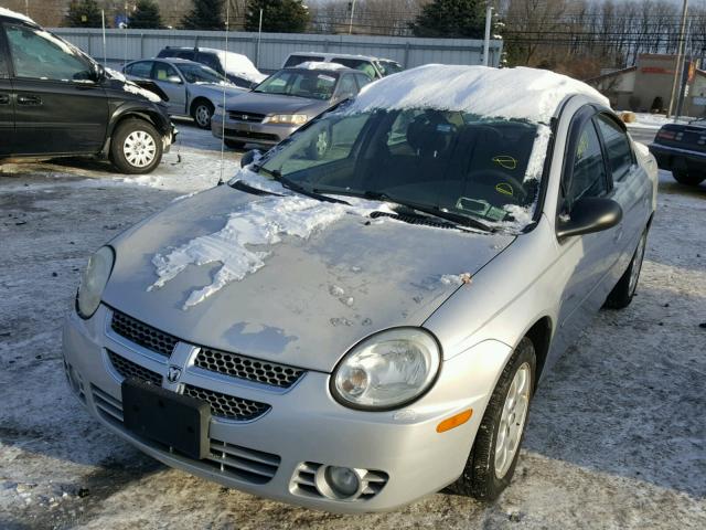 1B3ES56C45D262104 - 2005 DODGE NEON SXT SILVER photo 2