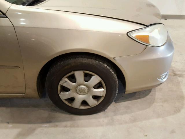 4T1BE32K42U036209 - 2002 TOYOTA CAMRY LE BEIGE photo 9