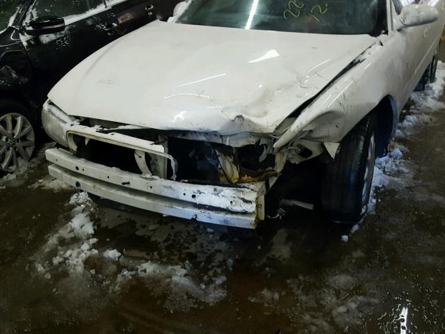 2G4WS52J951123200 - 2005 BUICK CENTURY CU WHITE photo 9