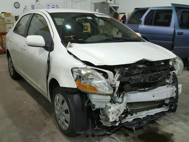 JTDBT4K33A4074604 - 2010 TOYOTA YARIS WHITE photo 1