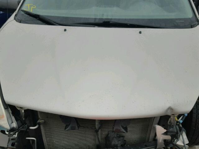 5TDZK29C37S057374 - 2007 TOYOTA SIENNA CE GRAY photo 7