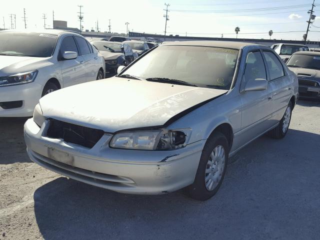 4T1BG22K81U775778 - 2001 TOYOTA CAMRY CE SILVER photo 2