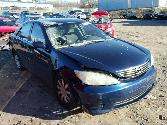 4T1BE30K45U103785 - 2005 TOYOTA CAMRY LE BLUE photo 1