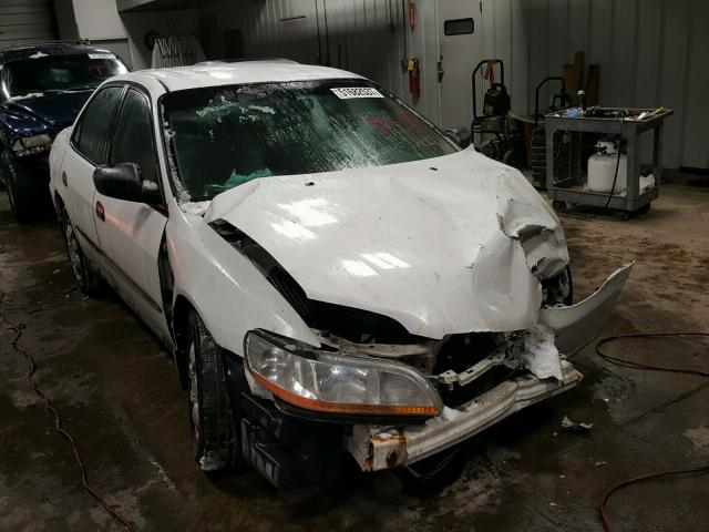 1HGCF8641YA079657 - 2000 HONDA ACCORD DX WHITE photo 1