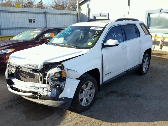 2GKFLVE33D6291905 - 2013 GMC TERRAIN SL WHITE photo 2