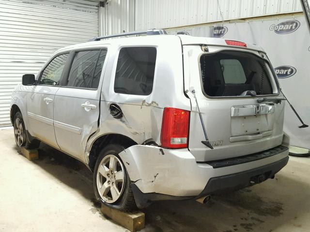 5FNYF3H59BB001042 - 2011 HONDA PILOT EXL SILVER photo 3