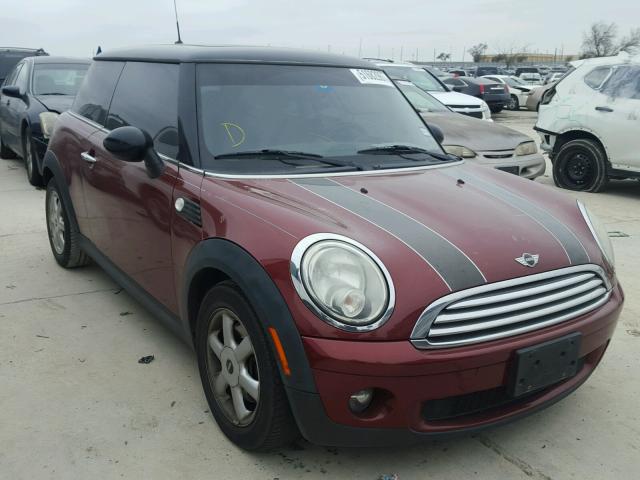 WMWMF33569TU71586 - 2009 MINI COOPER MAROON photo 1