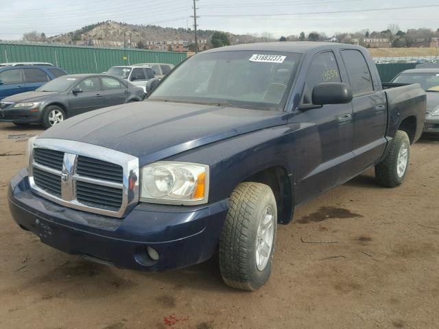 1D7HE48N06S588514 - 2006 DODGE DAKOTA QUA BLUE photo 2