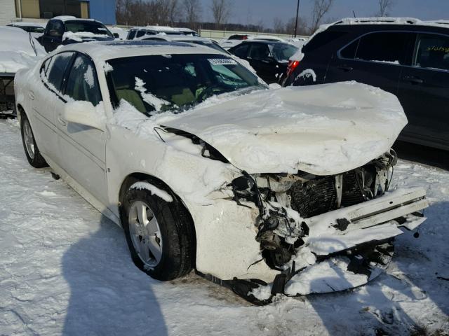 2G2WP552281138186 - 2008 PONTIAC GRAND PRIX WHITE photo 1
