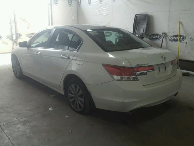 1HGCP3F85BA024509 - 2011 HONDA ACCORD EXL WHITE photo 3