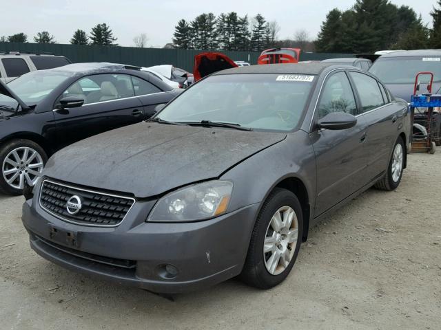 1N4AL11D26C248024 - 2006 NISSAN ALTIMA S GRAY photo 2