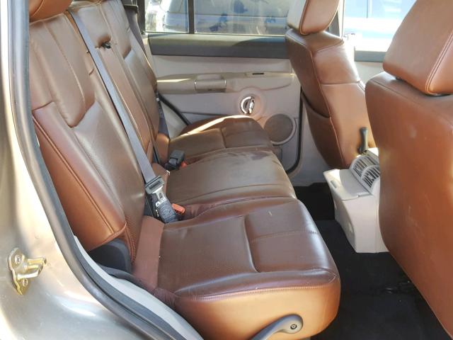1J8HH58N26C175780 - 2006 JEEP COMMANDER BROWN photo 6