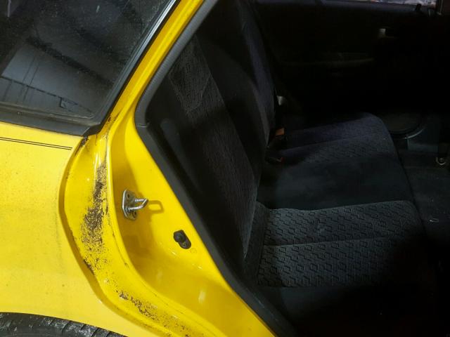 JM1BJ245721559727 - 2002 MAZDA PROTEGE PR YELLOW photo 6