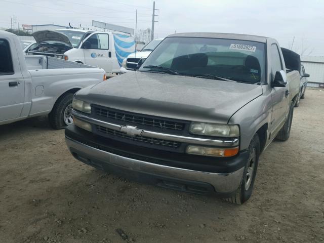 1GCEC14W5XZ109061 - 1999 CHEVROLET SILVERADO GOLD photo 2