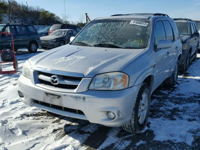 4F2CZ96165KM08117 - 2005 MAZDA TRIBUTE S SILVER photo 2