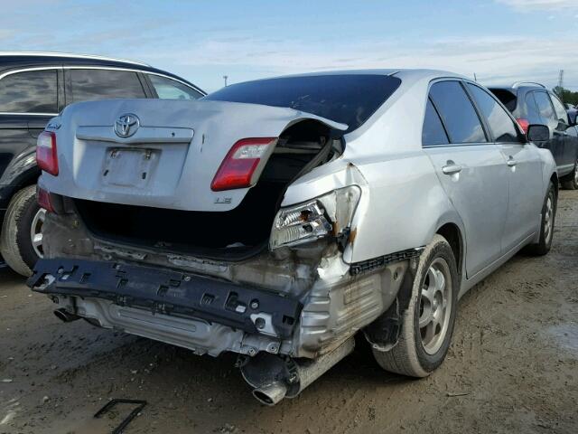 4T1BK46K89U080166 - 2009 TOYOTA CAMRY SE SILVER photo 4