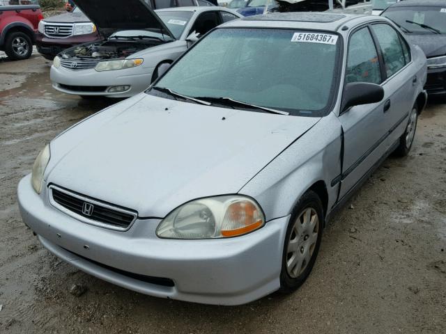 2HGEJ6576WH550711 - 1998 HONDA CIVIC LX SILVER photo 2