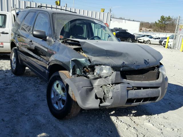 1FMYU03124KB07276 - 2004 FORD ESCAPE XLT GREEN photo 1