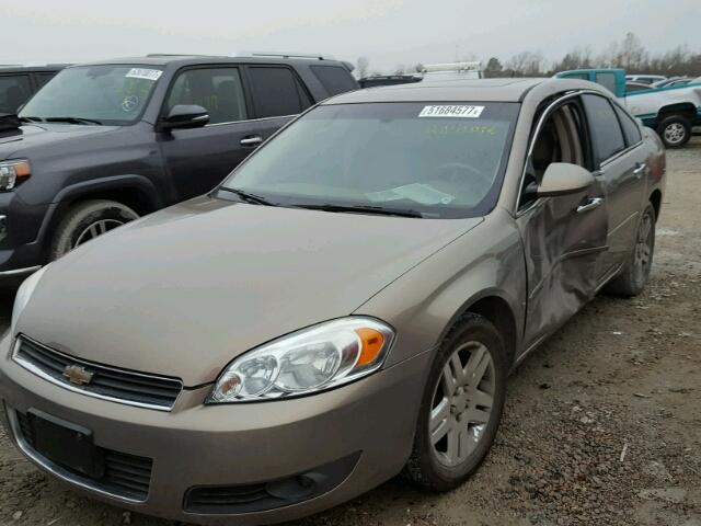 2G1WU58R979239103 - 2007 CHEVROLET IMPALA LTZ BROWN photo 2