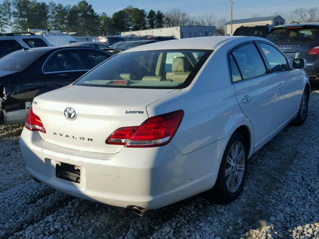 4T1BK36B46U138781 - 2006 TOYOTA AVALON XL WHITE photo 4