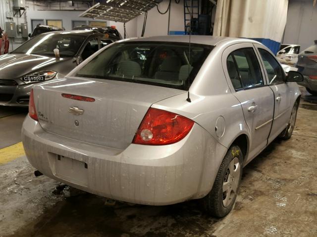 1G1AK55F777306194 - 2007 CHEVROLET COBALT LS SILVER photo 4