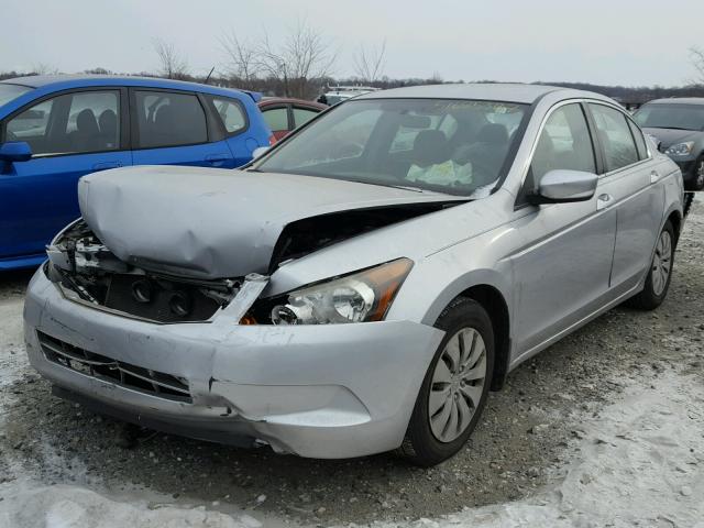 JHMCP263X9C012429 - 2009 HONDA ACCORD LX SILVER photo 2