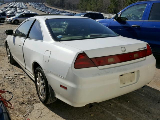 1HGCG22522A023307 - 2002 HONDA ACCORD EX WHITE photo 3