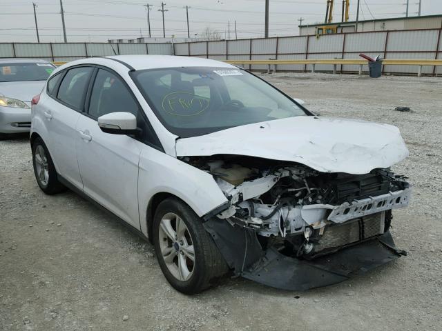 1FADP3K23EL455398 - 2014 FORD FOCUS SE WHITE photo 1