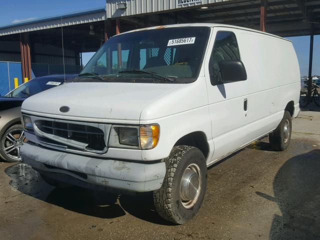 1FTNE2426YHA27652 - 2000 FORD ECONOLINE WHITE photo 2