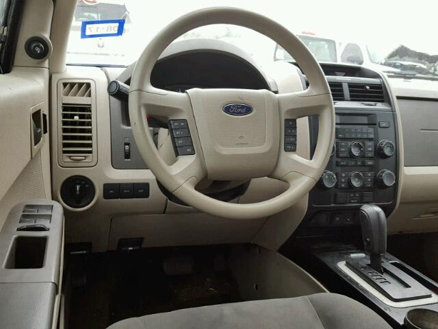 1FMCU0C70BKB64930 - 2011 FORD ESCAPE XLS BLUE photo 9