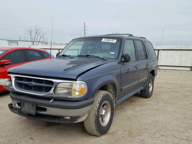 1FMZU32E0WUC90890 - 1998 FORD EXPLORER BLUE photo 2