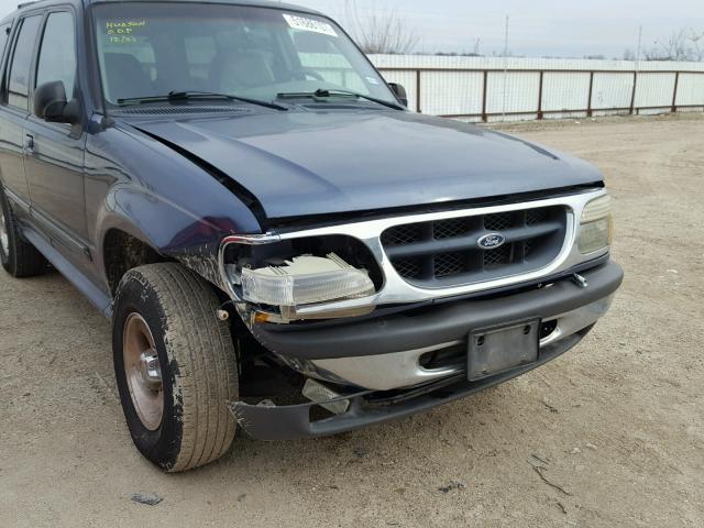 1FMZU32E0WUC90890 - 1998 FORD EXPLORER BLUE photo 9