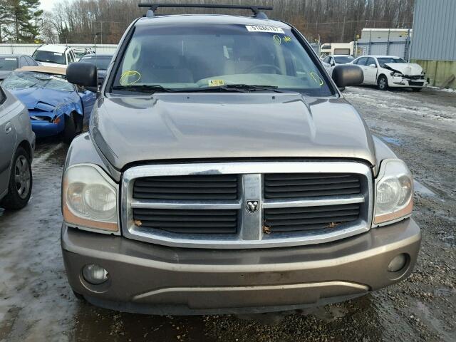 1D4HB48D34F185212 - 2004 DODGE DURANGO SL TAN photo 9