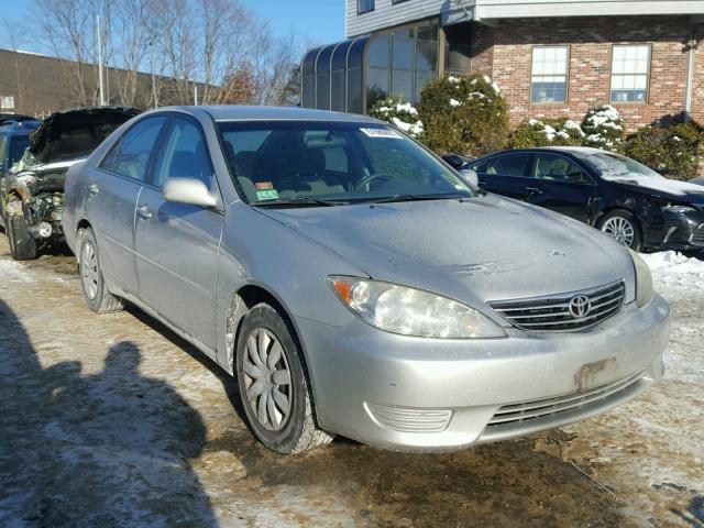 4T1BE32K25U048220 - 2005 TOYOTA CAMRY LE 银色 照片 1